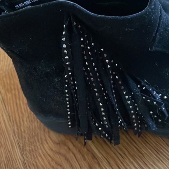 Steve Madden black sparkle fringe bootie - Picture 4 of 8